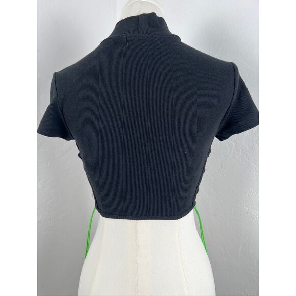 ALICE's LIPS Black Crop Ribbed Top w/Neon Green Laced Cording (Womens:  XS) - Picture 4 of 8